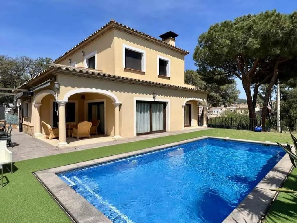 Villa Casa Judibar Con Zona De Barbacoa Y Piscina Calonge